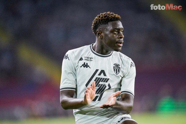 galatasaraydan savunmaya surpriz transfer okan burukun jokeri olacak 7 PEMPIHuH