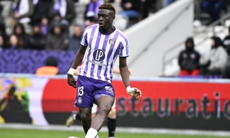 Galatasaray'dan savunmaya sürpriz transfer! Okan Buruk'un jokeri olacak 1 galatasaraydan savunmaya surpriz transfer okan burukun jokeri olacak VGlgQVIC