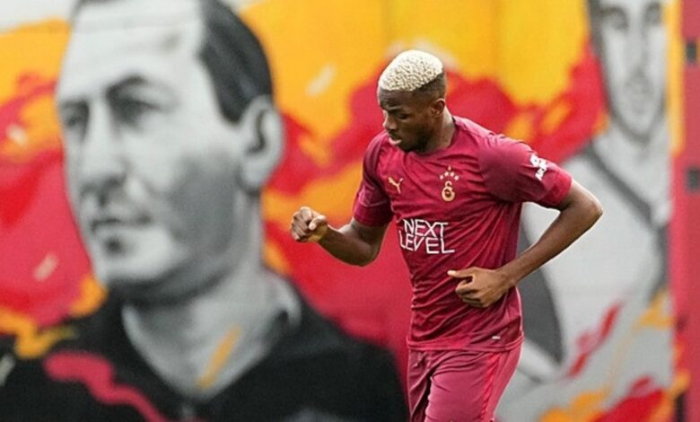 Osimhen Galatasaray formasıyla ilk antrenmanına çıktı 1 osimhen galatasaray formasiyla ilk antrenmanina cikti zq4bQXB8