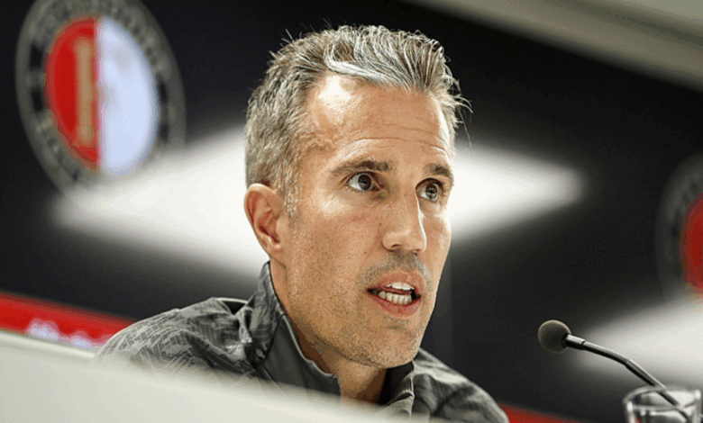 Robin van Persie: Bir tarafım Fenerbahçe'yle eşleşmeyi umuyordu 1 robin van persie bir tarafim fenerbahceyle eslesmeyi umuyordu qKz4xDVj