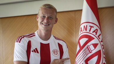 transfer haberleri antalyaspor nikola stormu kadrosuna katti sg82L21l